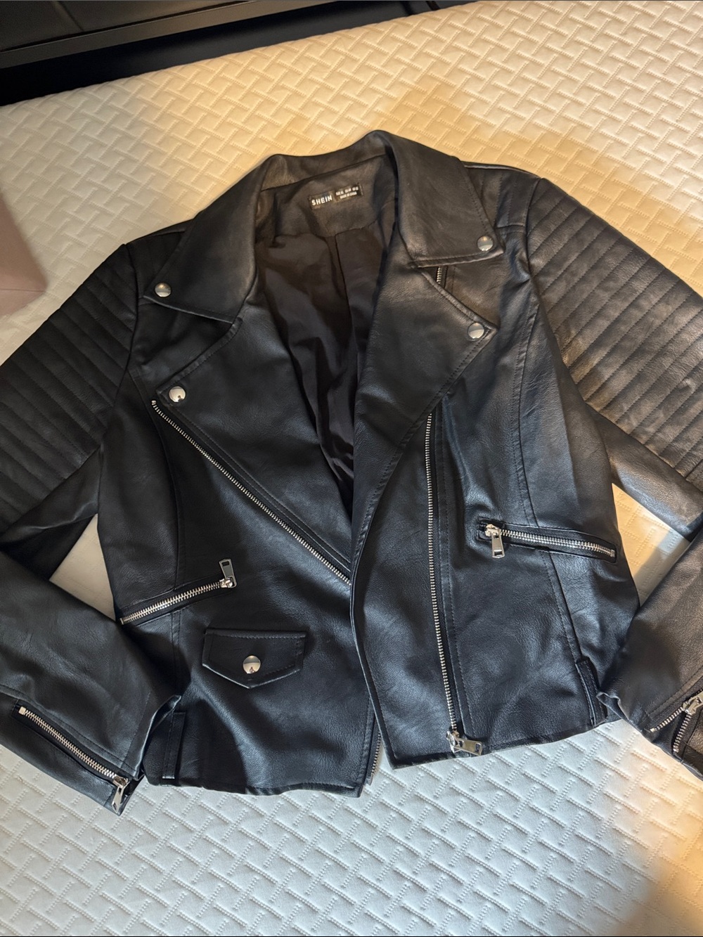SHEIN Black Quilted-Sleeve Faux Leather Moto Jacket